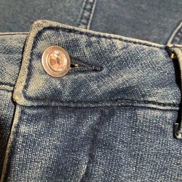 Dream Jeannes by Quacker Factory Pants Blue Stretch Faded Straight Size 12 - Picture 15 of 16